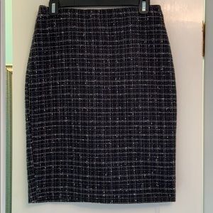 Tweed skirt